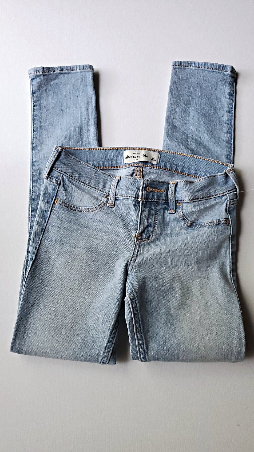 Abetcrombie Jeans for Girls